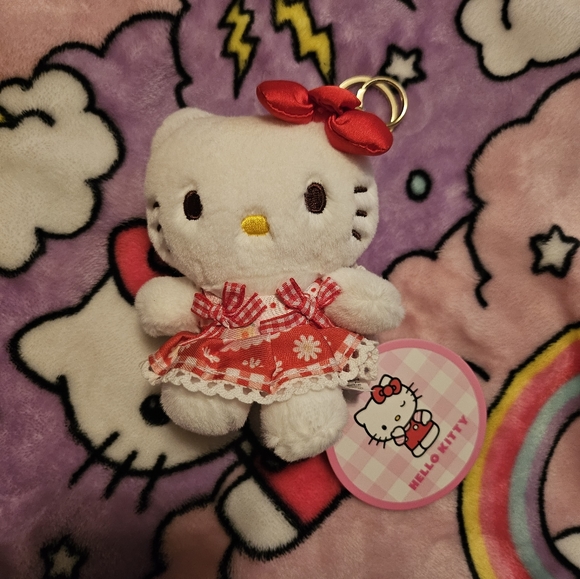 Hello kitty plush keychain gingham red spring daisy dress sanrio plush keychain - Picture 2 of 3